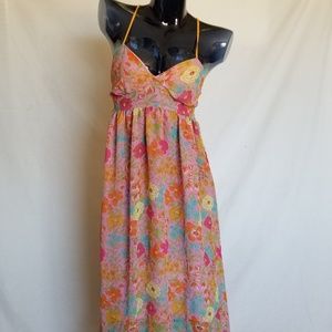 Floral hi-lo maxi dress|Selena Gomez